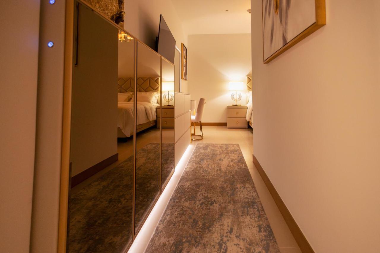 Vida Dubai Marina & Yacht Club , Hotel And Residences , Luxurious 2Br Exterior foto