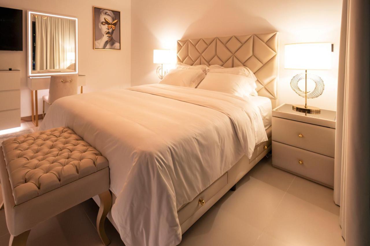 Vida Dubai Marina & Yacht Club , Hotel And Residences , Luxurious 2Br Exterior foto