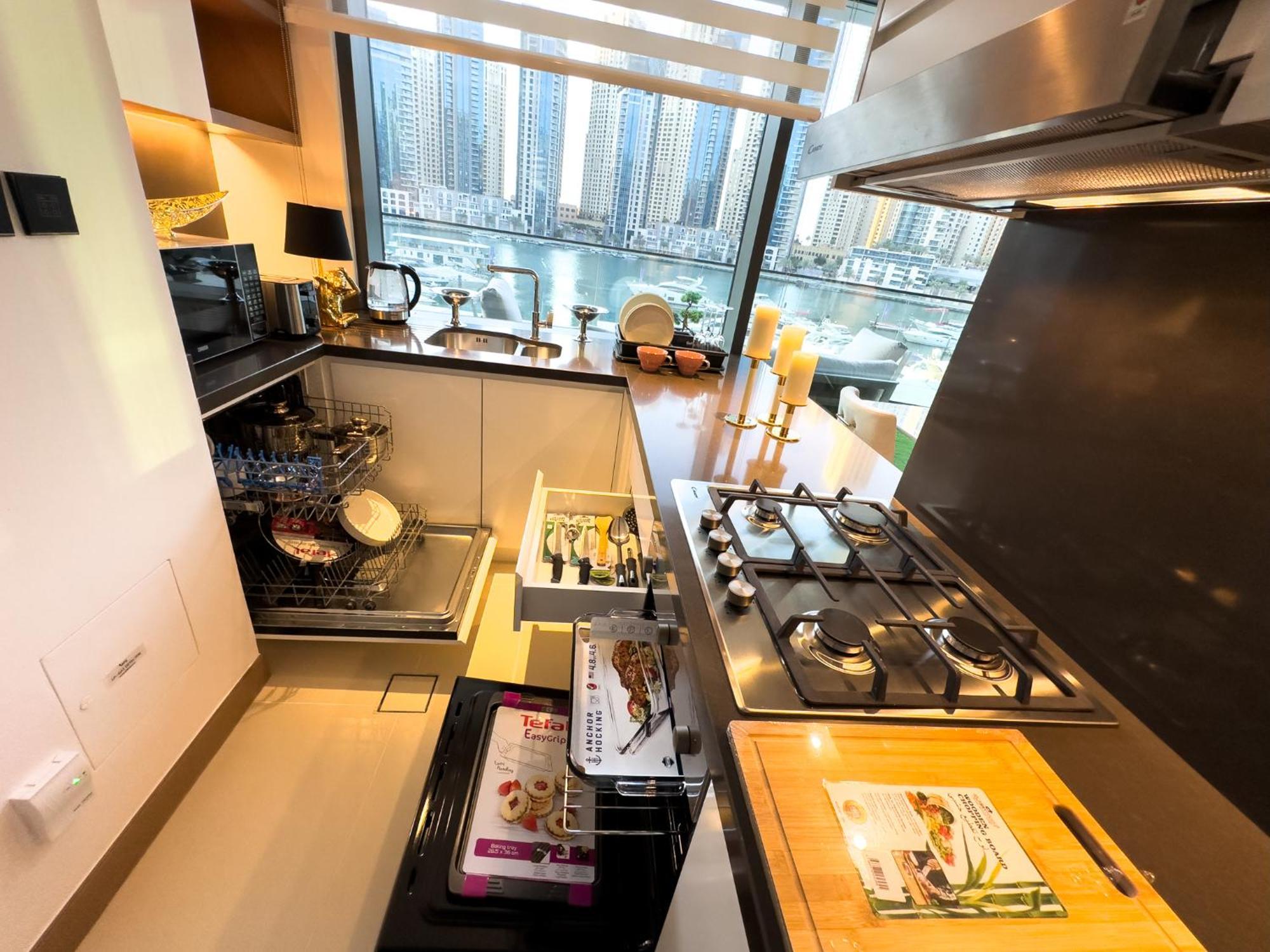 Vida Dubai Marina & Yacht Club , Hotel And Residences , Luxurious 2Br Exterior foto