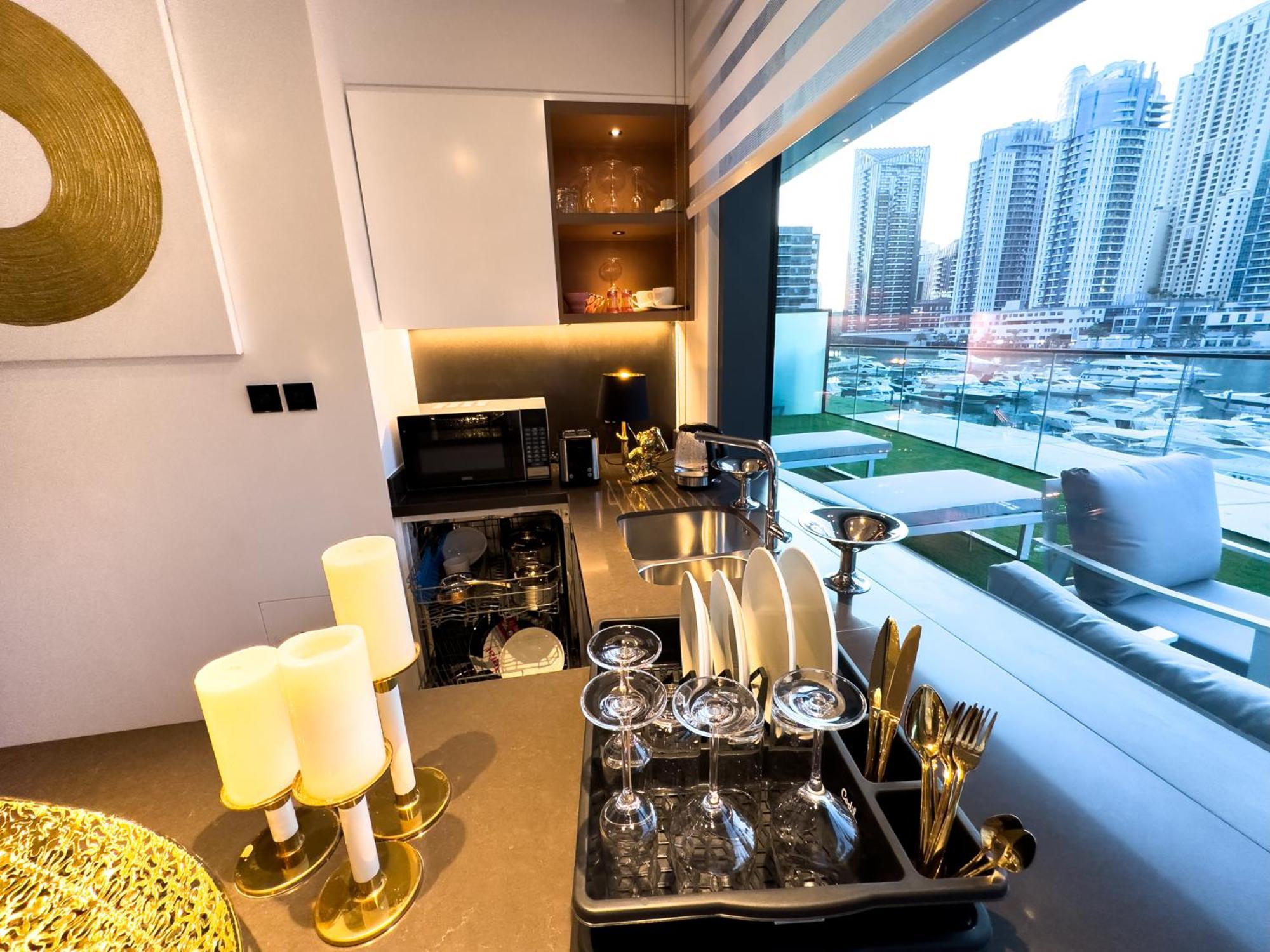 Vida Dubai Marina & Yacht Club , Hotel And Residences , Luxurious 2Br Exterior foto